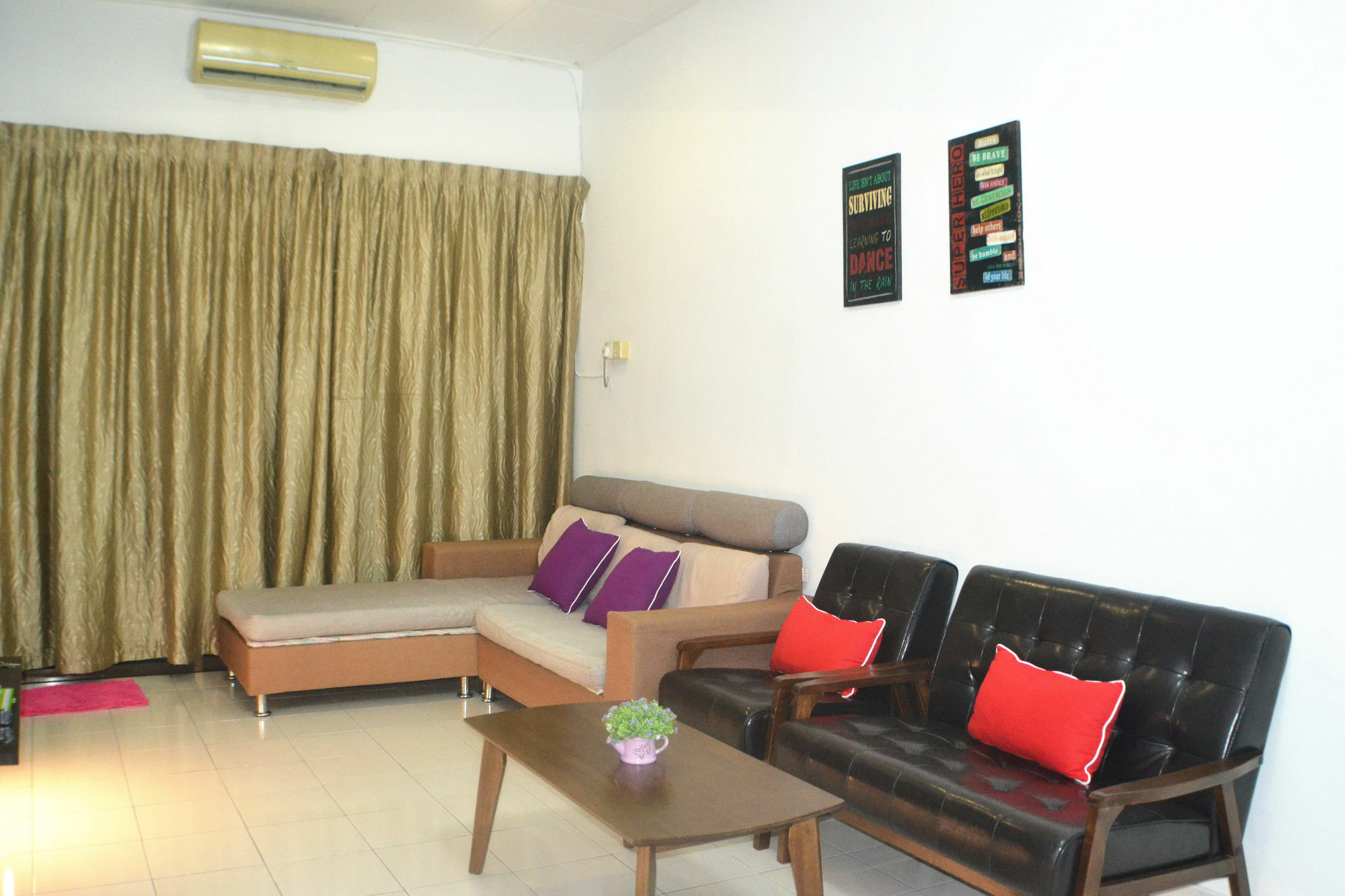 Sakura 1 Homestay Kampar Landed Exterior foto
